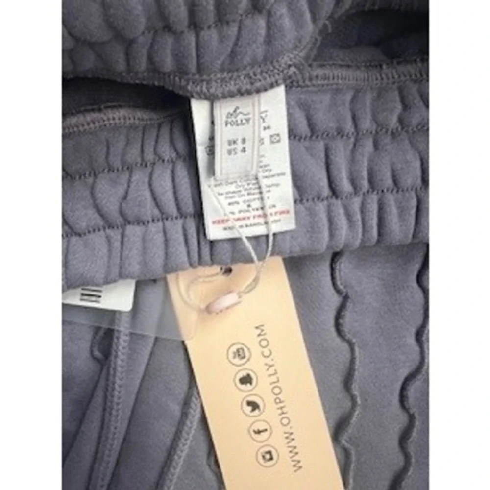 Oh Polly Exposed-Seam Shorts‎ Size 4 NWT Gray Boutique Lounge Mini Shorts - Picture 3 of 4